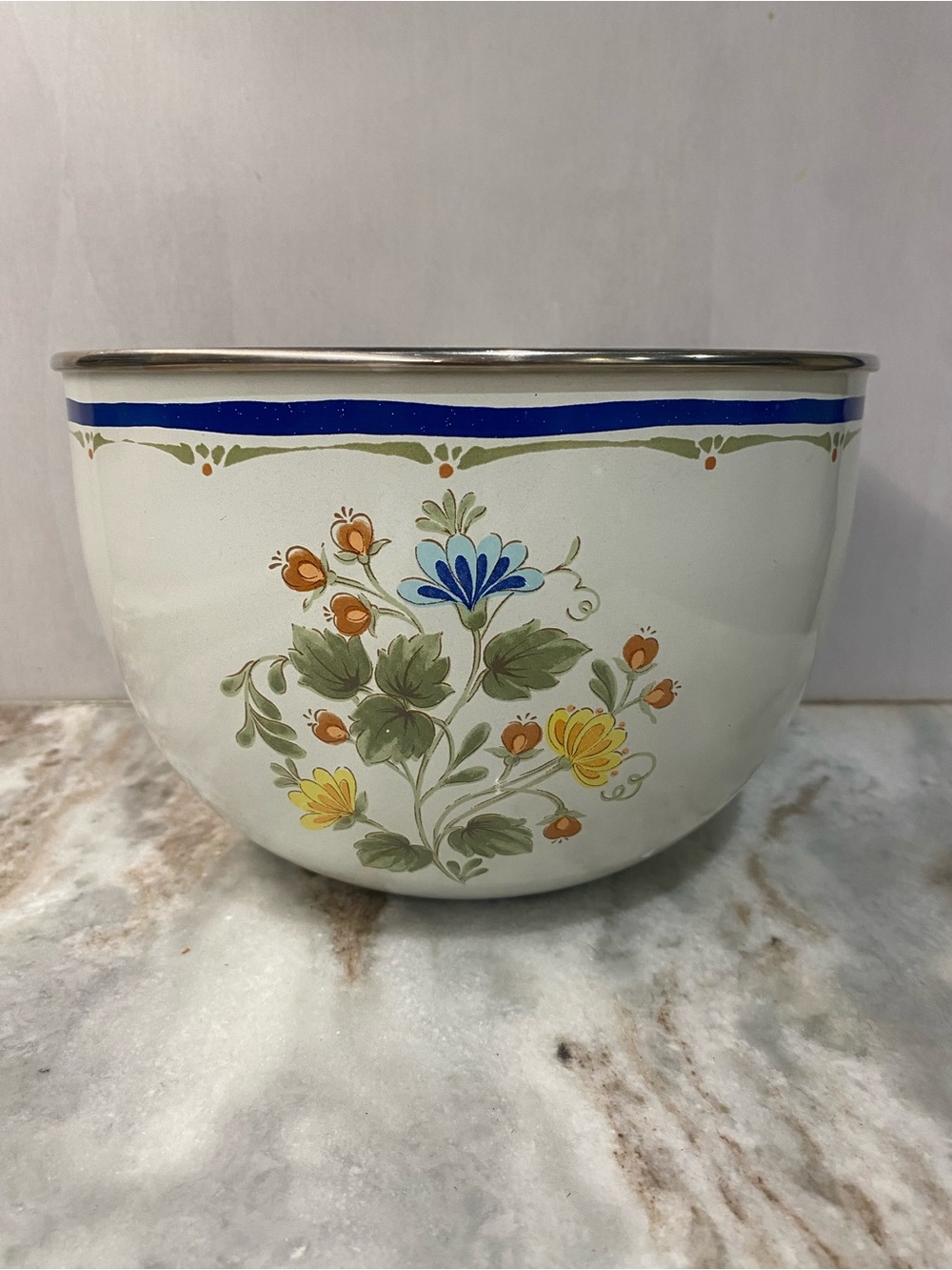 VTG 70s Kobe Kitchen Floral Enamel Metal Mixing Bowl 8.5"